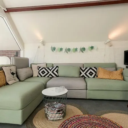 Bungalow Jonkerstee 81 - Near The With Big Garden - Not For Companies Vakantiehuis Ouddorp